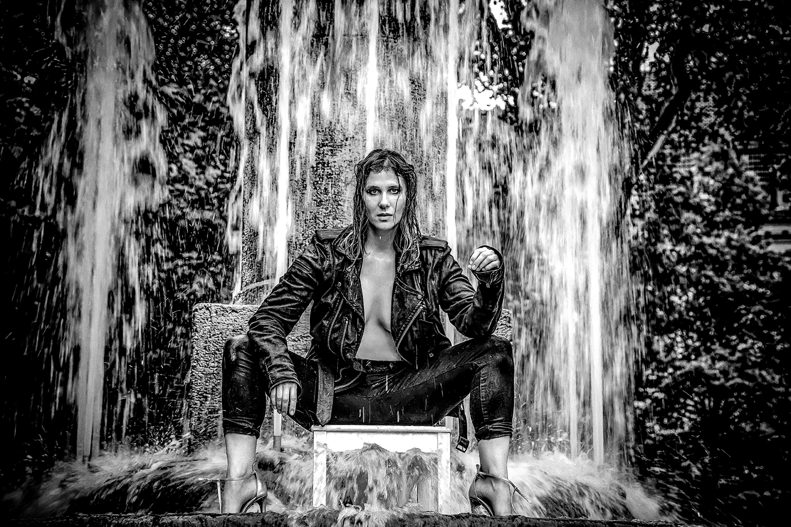 Katrin Röver Der Weisse Stuhl Heiko Richter