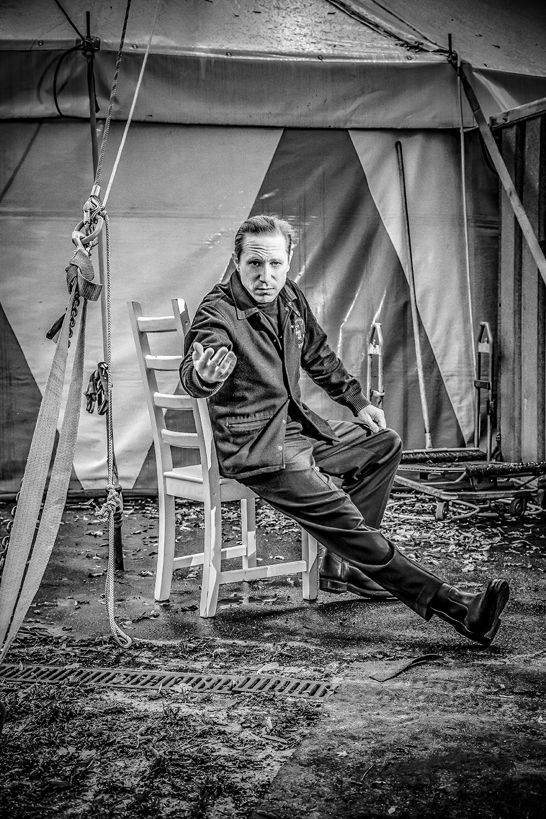 Timo Jacobs Der Weisse Stuhl Heiko Richter