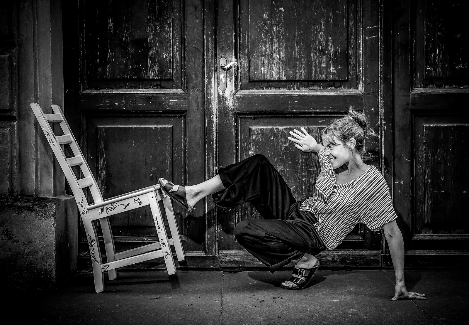 Lea Fassbender Der Weisse Stuhl Heiko Richter