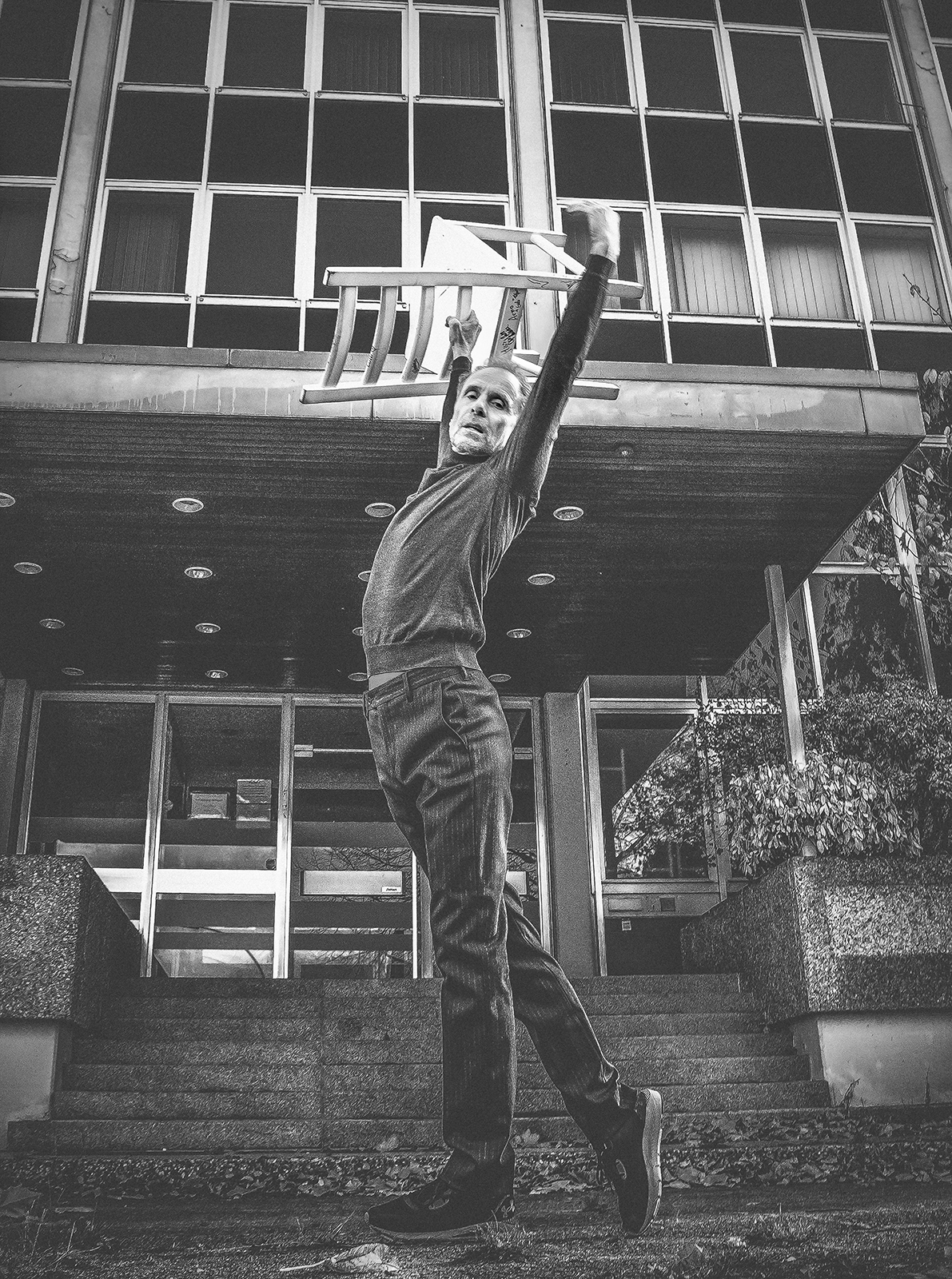 Jan Georg Schütte Der Weisse Stuhl Heiko Richter