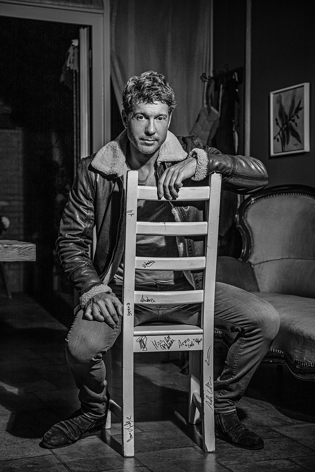 Sebastian Deyle Der Weisse Stuhl Heiko Richter